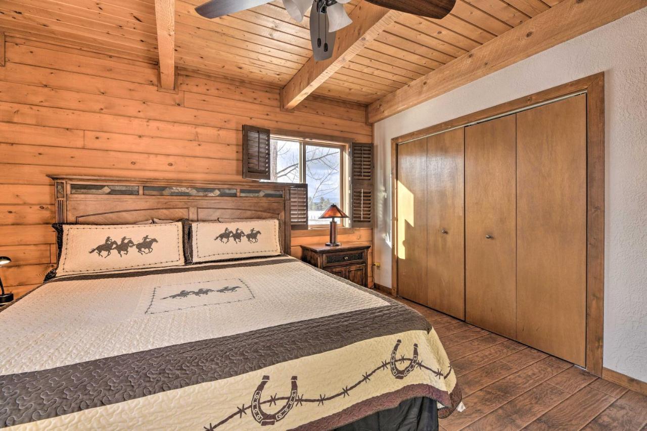 Rustic Village Lake Cabin Escape With Deck And Grill! 파고사스프링스 외부 사진