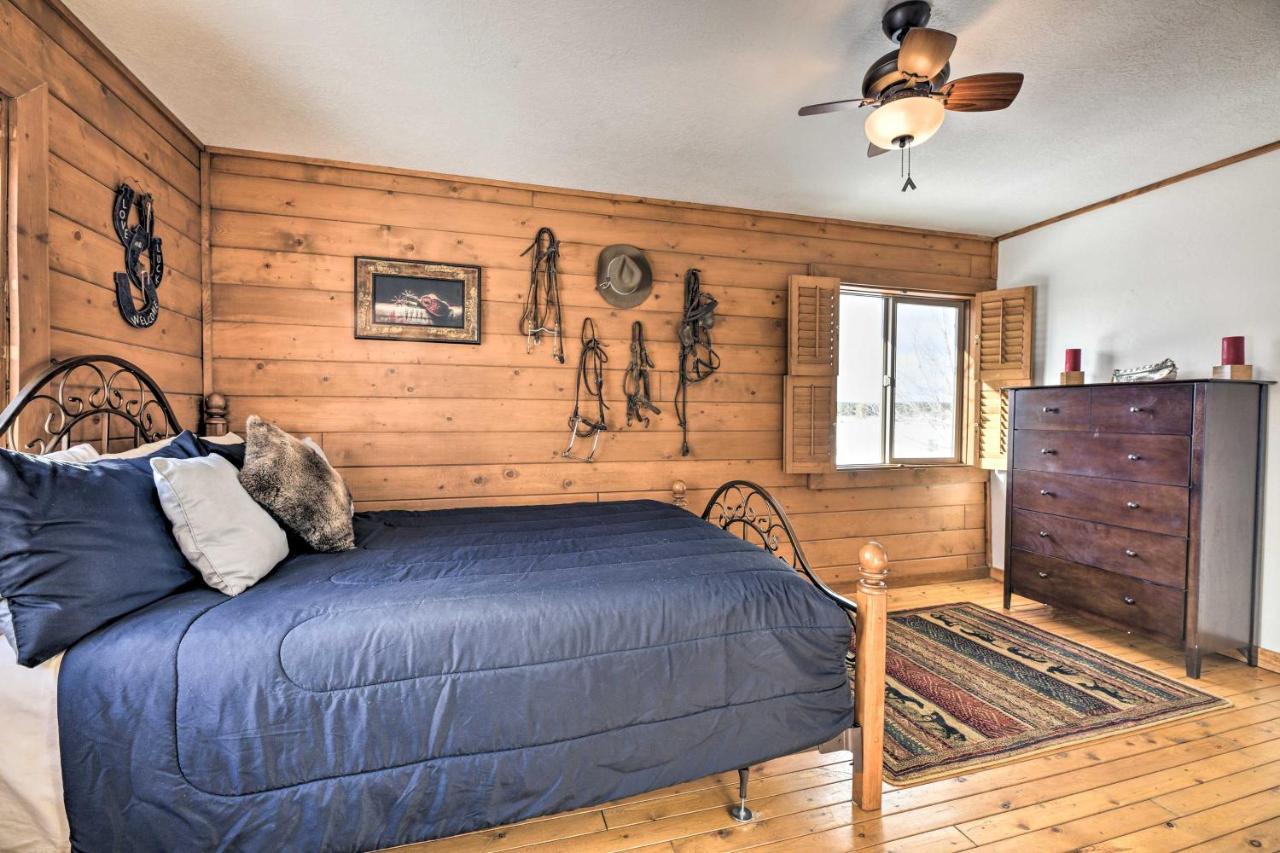 Rustic Village Lake Cabin Escape With Deck And Grill! 파고사스프링스 외부 사진